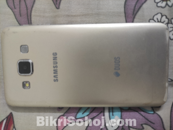Samsung Galaxy A3 LTE (SM-A300F)(Used)